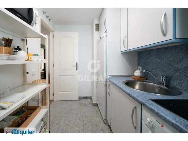 Cuisine - Modern Flat with 2 Bedrooms in Palacio, Madrid