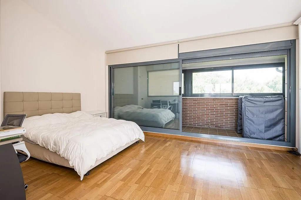 Chambres - Seafront Semi-detached House with Pool in Gavà Mar