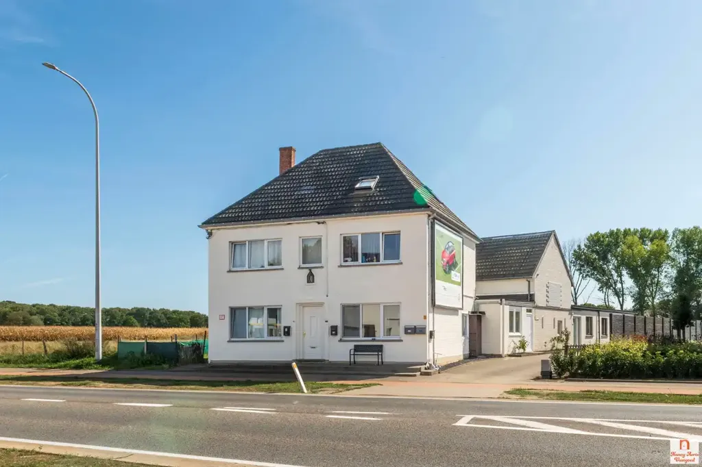 Exterior - Apartment Building with High Visibility in Herk-de-Stad