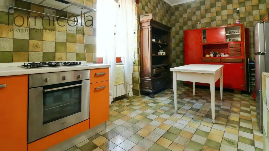 Cucina - Appartamento con quadrupla esposizione a Napoli