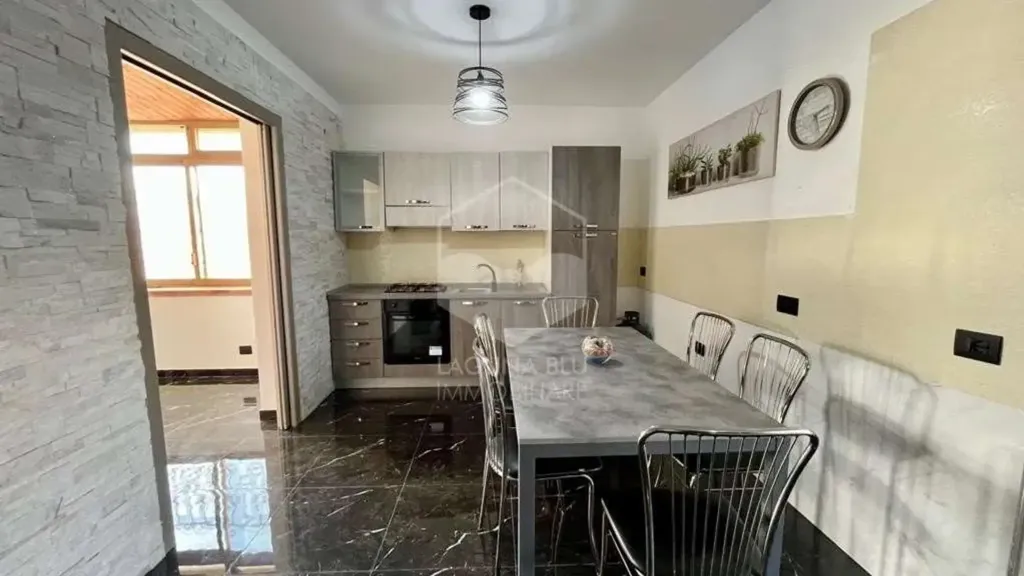 Söögituba - Modernised Apartment with Balcony in Marsala