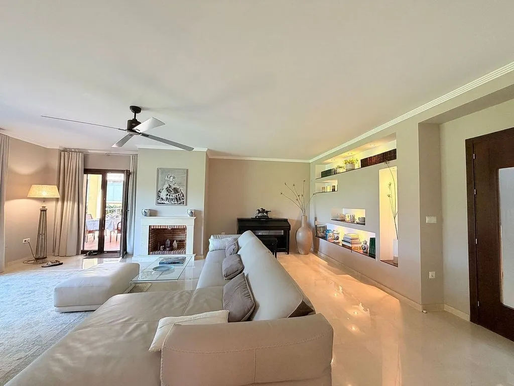 Elutuba - Villa with Pool and Golf Views in Villas y Golf