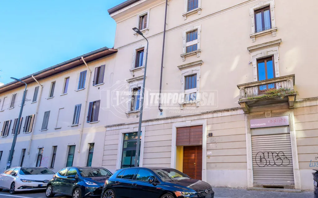 Välivaade - Two-Bedroom Apartment for Renovation in Milan