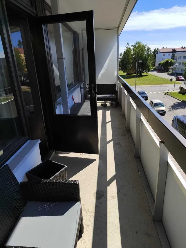 Balcon - Renovated Apartment with Balcony in Kemi Centre