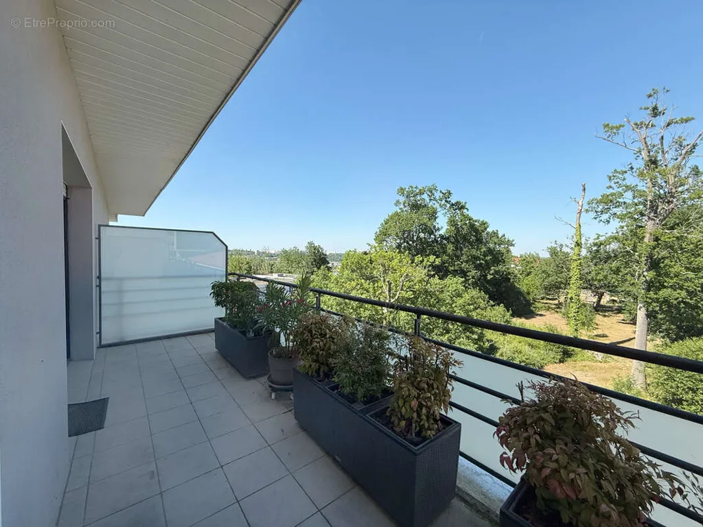 Balcony - Luxury Flat with Terraces in Bayonne
