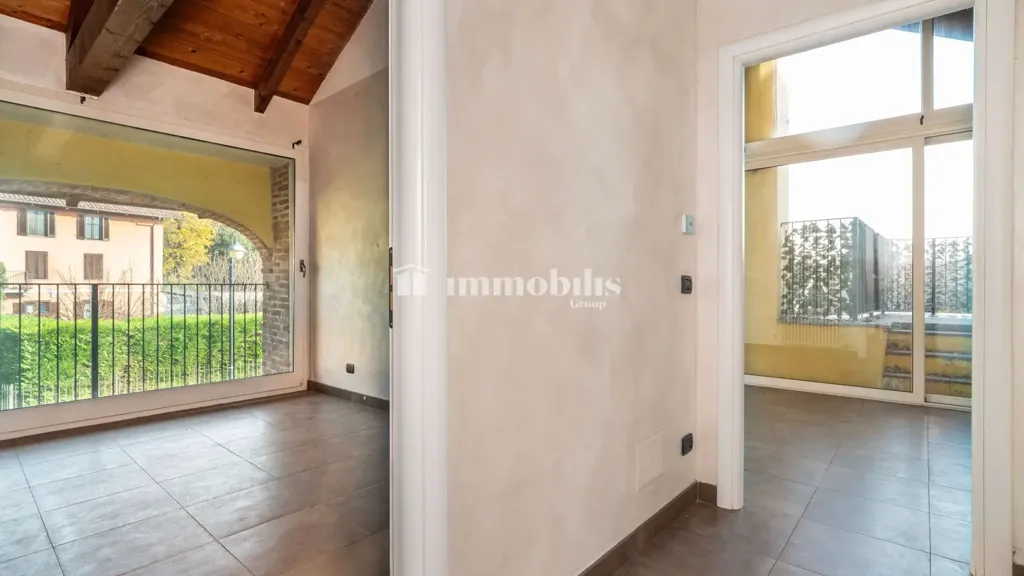 Terrazza - Modern Studio with Terrace in Collegno Centre