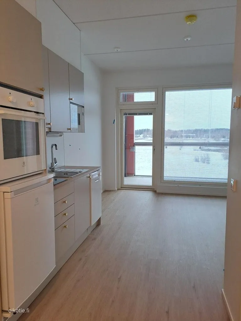Köök - Modern Flat with Glazed Balcony in Vantaa