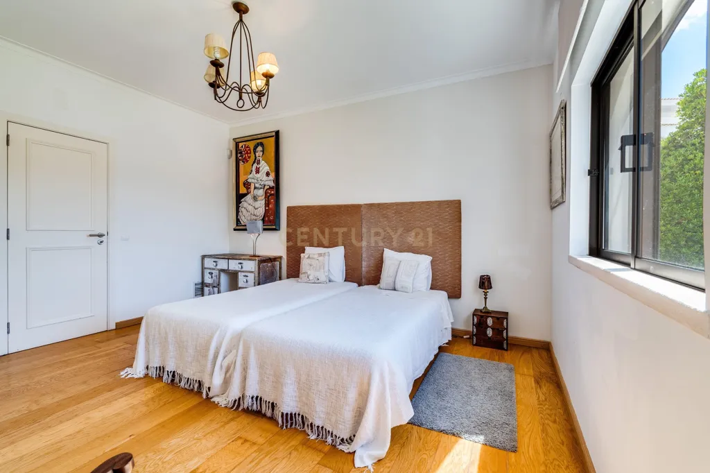 Bedrooms - Sea View Villa with Pool in Alvor