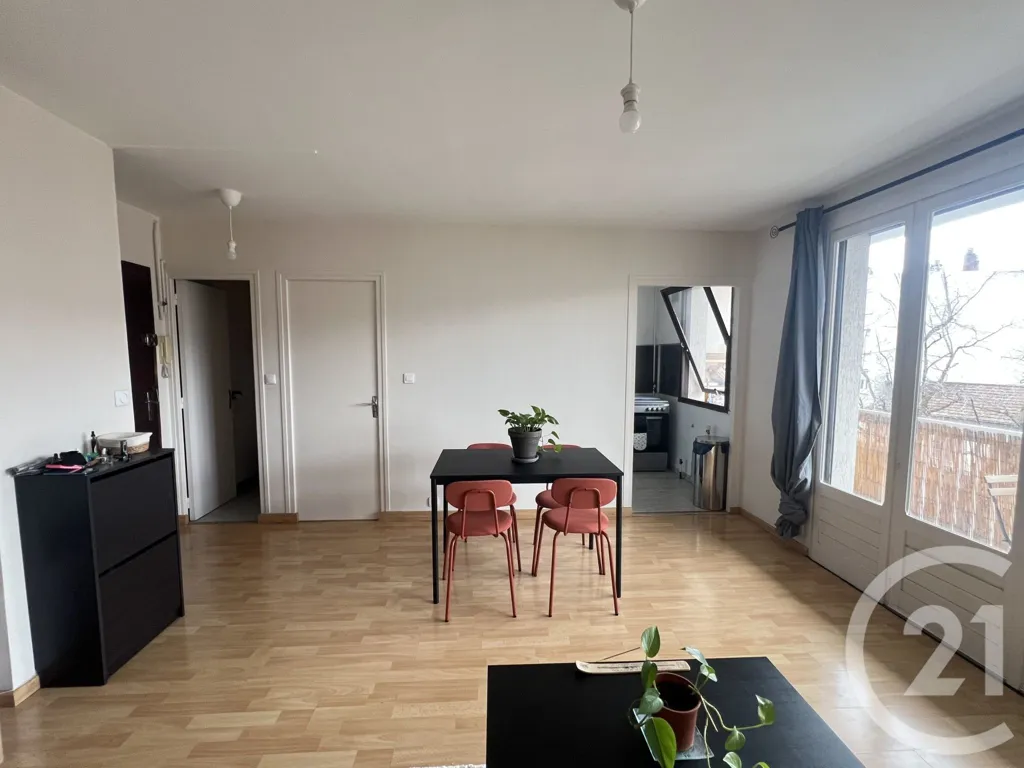 Elutuba - Meubled 2-Bedroom Flat with Balcony in Grenoble