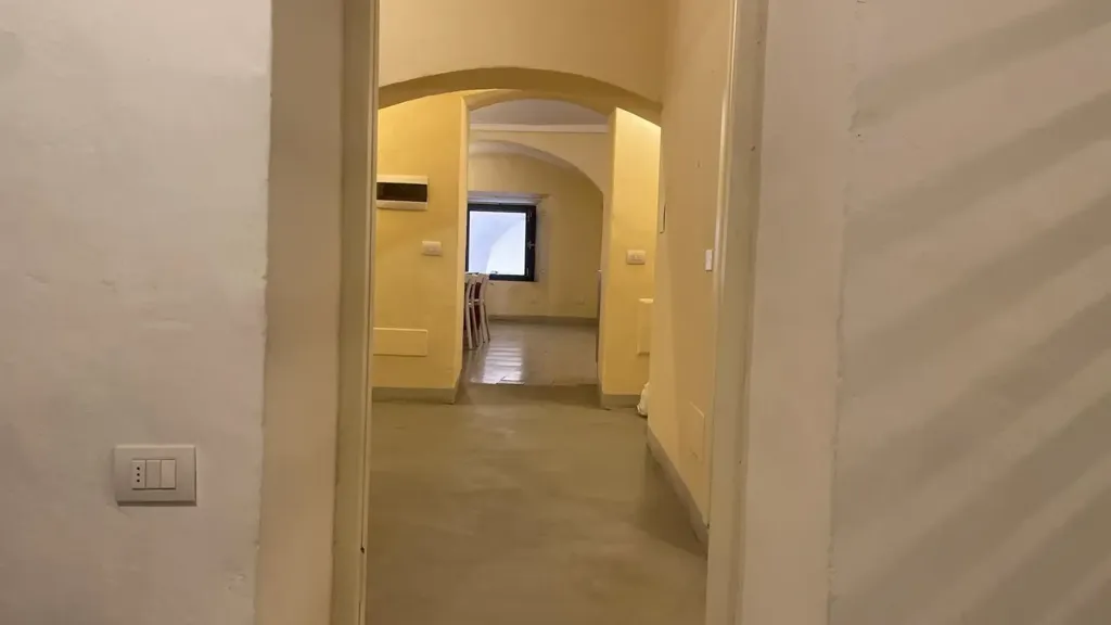 hallway_entrance