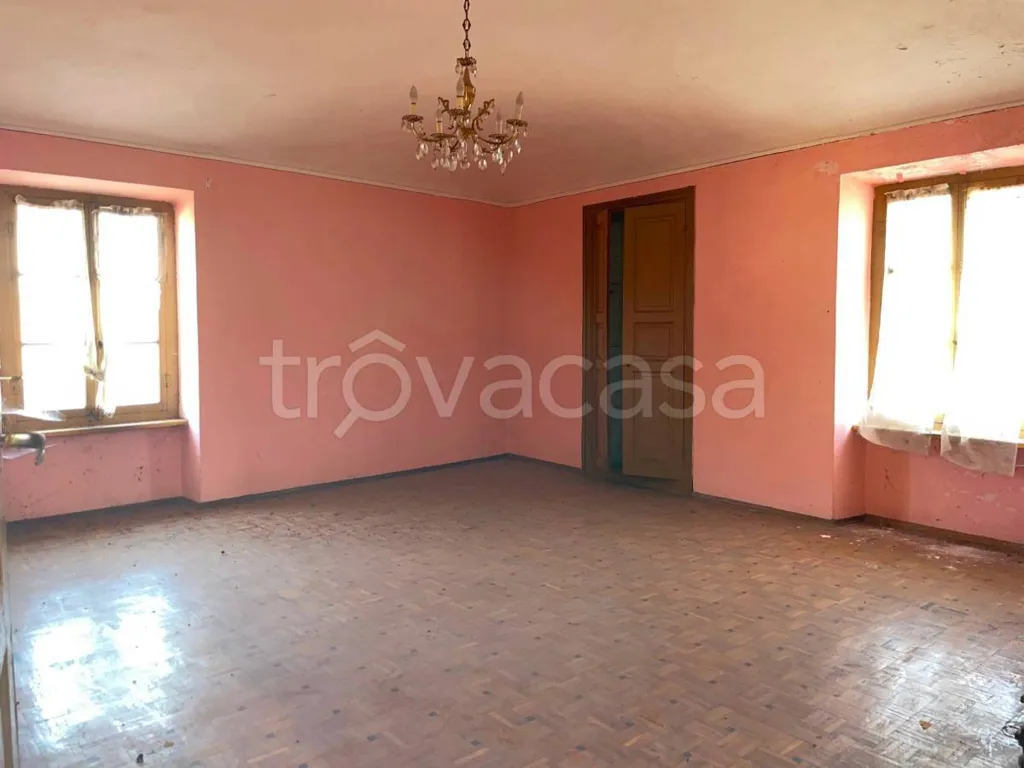Rooms - Independent House with Garden in Boves