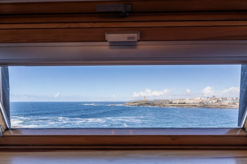 Toad - Duplex with Sea View on A Coruña Promenade