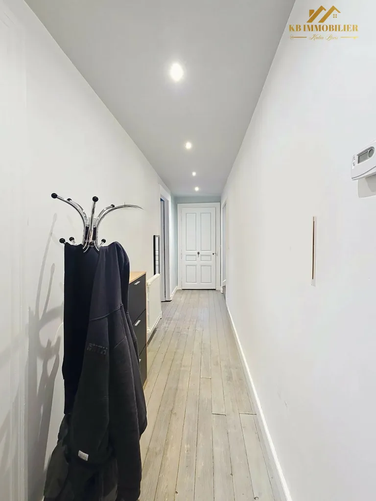Esik - Haussmannian Flat with Garden in Chomérac