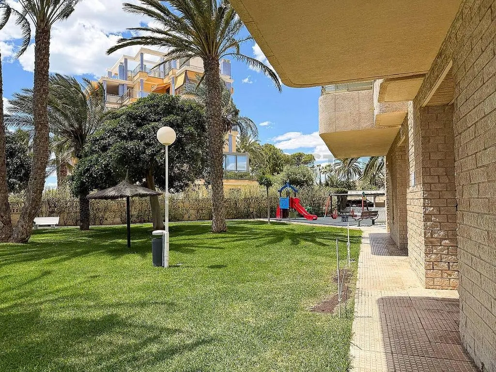 Aed - Apartment with Sea View and Pool in El Campello