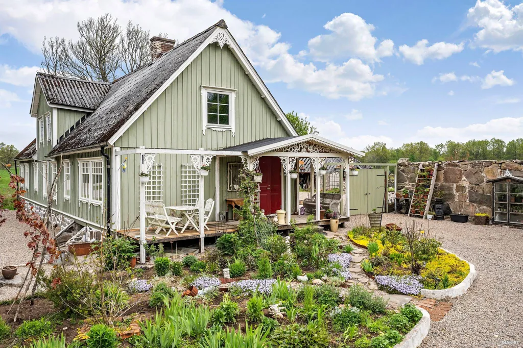 Välivaade - Historic Farmhouse with Garden in Harholma