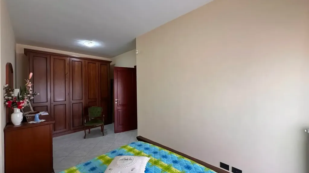 Chambres - Apt with South-Facing Terrace in Avezzano
