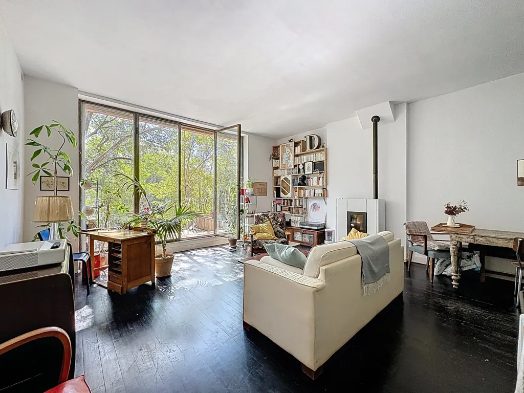 Living Room - Luxury Apartment with Garden in Montpellier