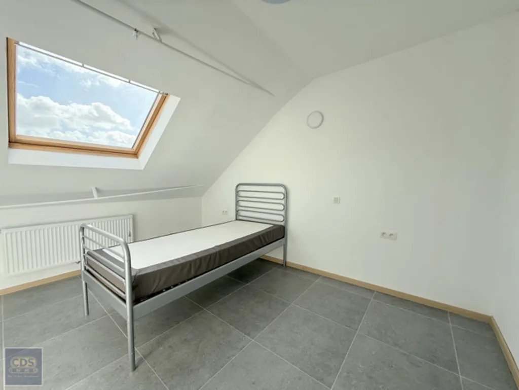 Magamistoad - Furnished Duplex Apartment in Leuven Centre