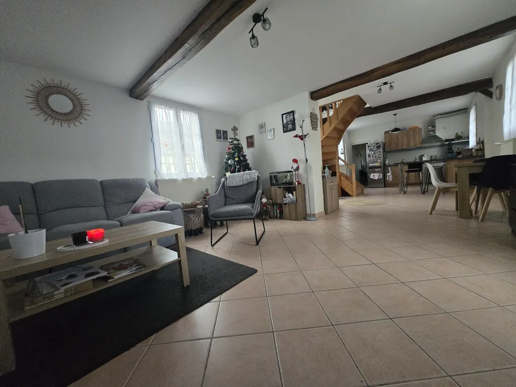 Séjour - Maison en Brique dans une Rue Calme à Le Meux