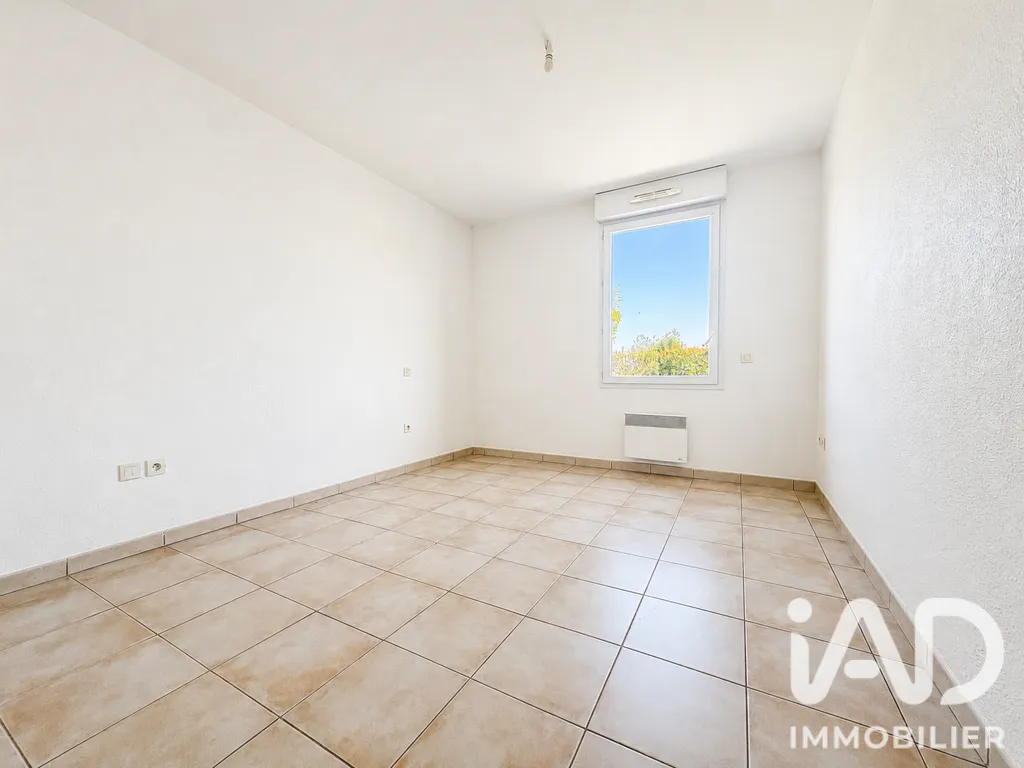 Pièces - Appartement T3 avec Piscine dans Résidence Senioriales à Lombez