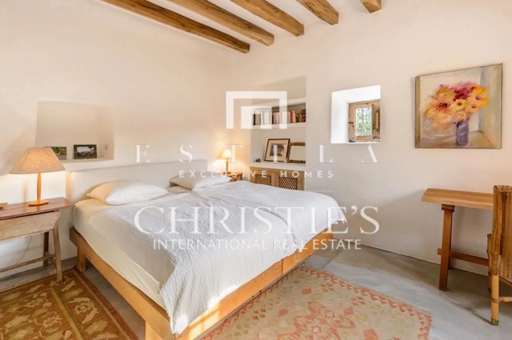 Magamistoad - Restored Finca with Pool in San Antonio