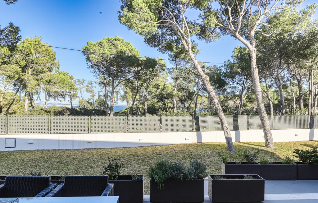 Terrasse - Modern Villa with Sea Views in Cala Vinyas