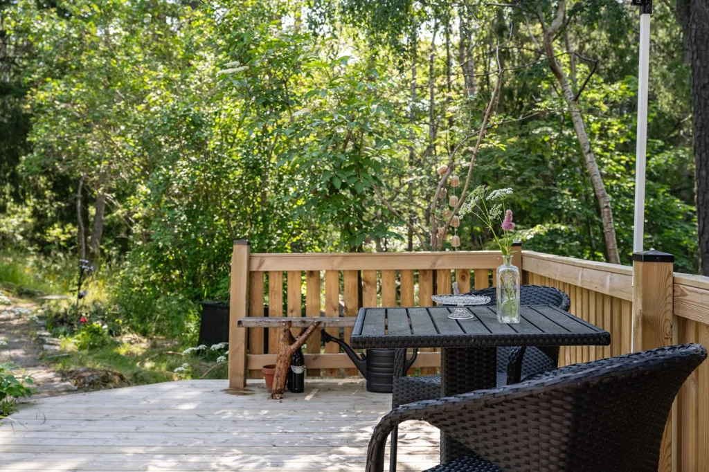 Terrass - Cottage with Garden in Skuruparken, Nacka