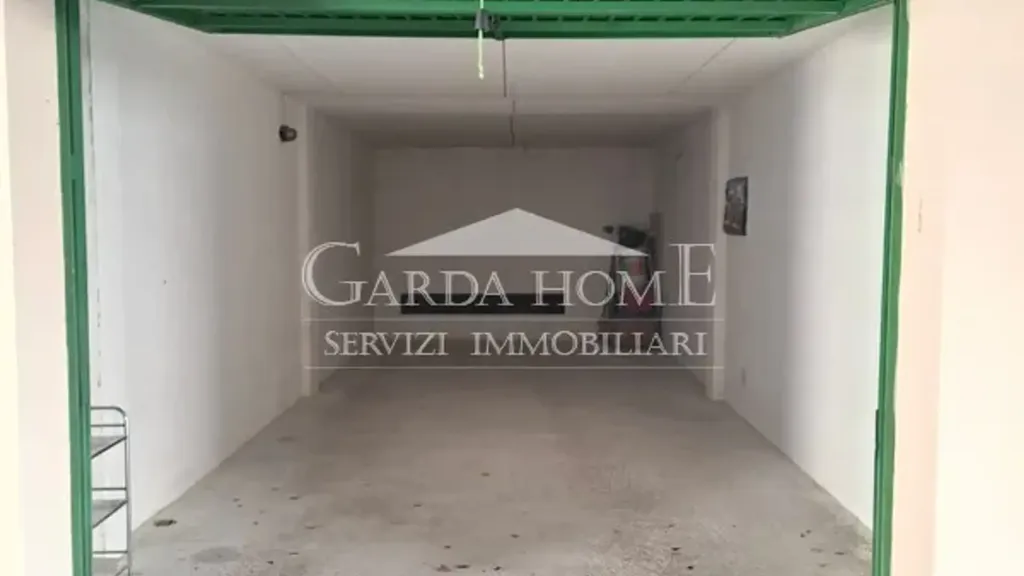 Garaaž - Bright Trilocale with Balcony in Lonato