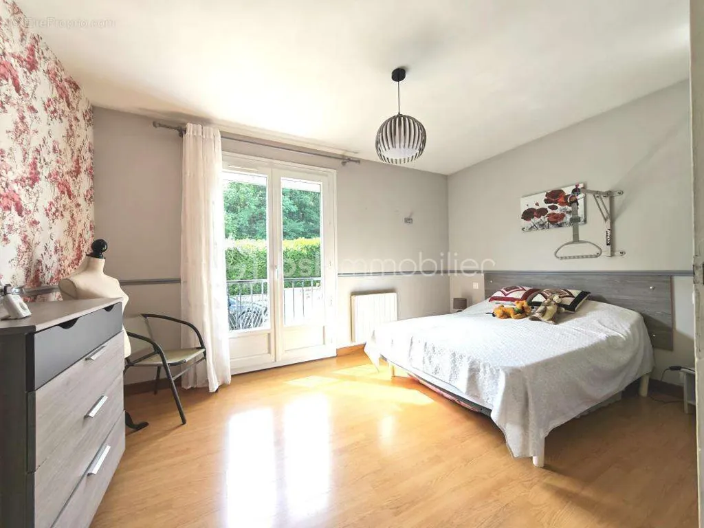 Magamistoad - Ground Floor House with Forest Proximity in Poligny