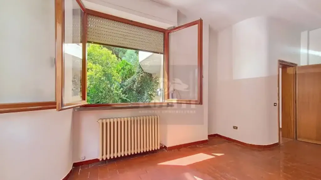 Apartment with Private Garden in Empoli