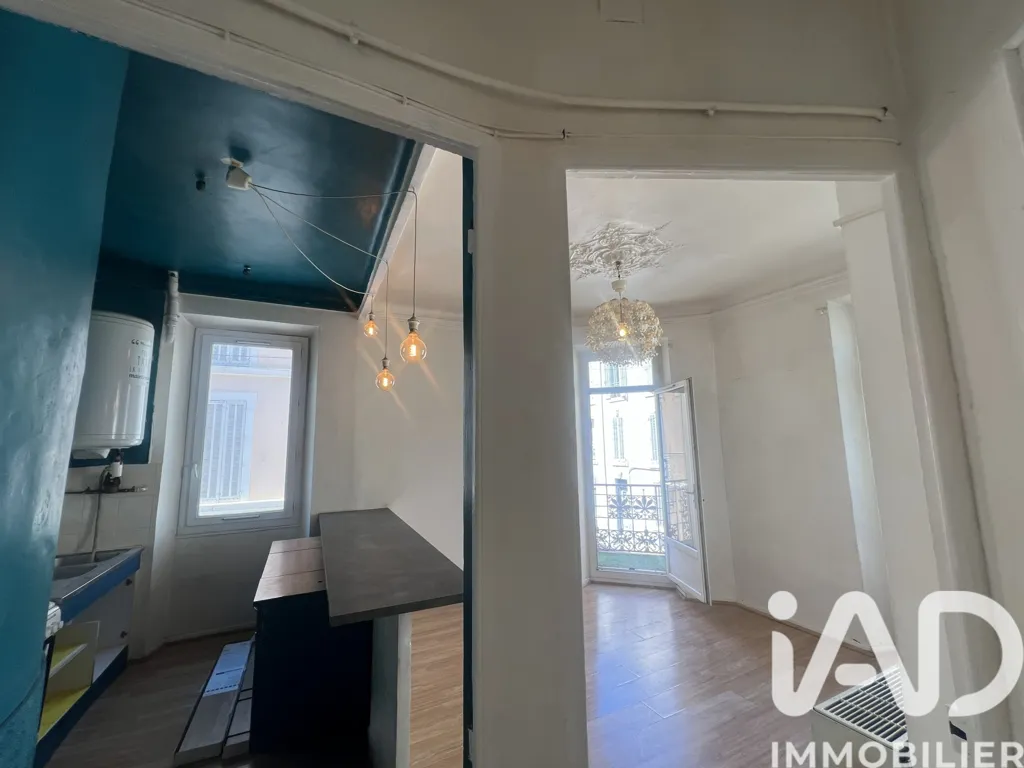 Köök - Charming 2-Bedroom Apartment with Balcony in Toulon