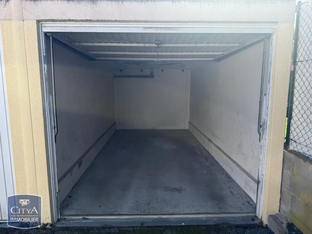 Garage - Box de Stationnement à Lingolsheim