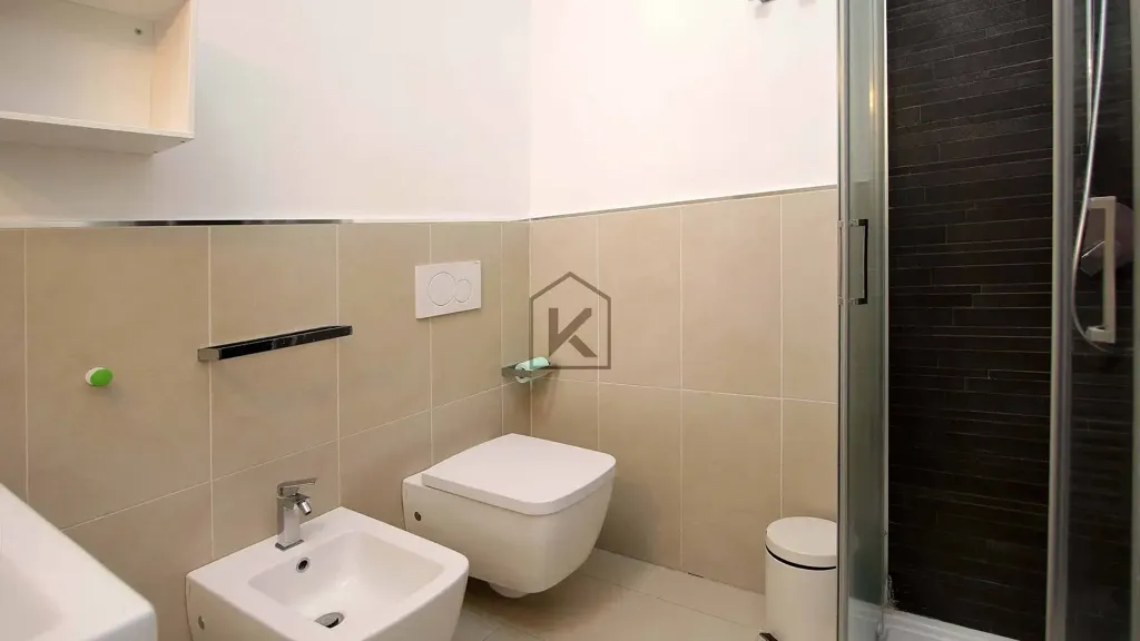 Salles de bain - Bright Triplex with Balcony in Milan