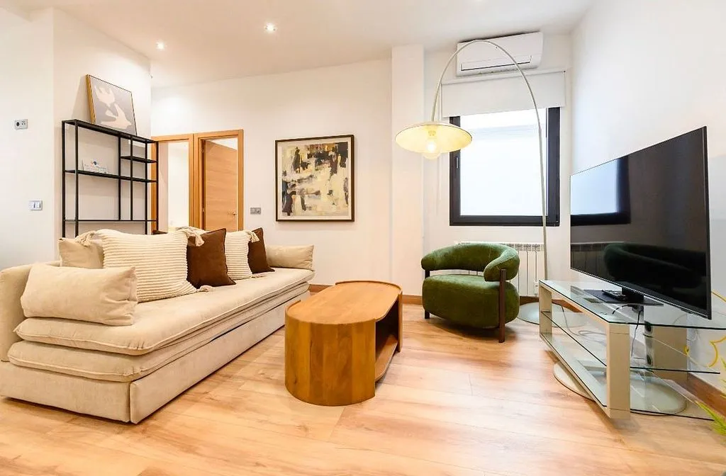 Soggiorno - Apartment with A/C in Goya, Madrid
