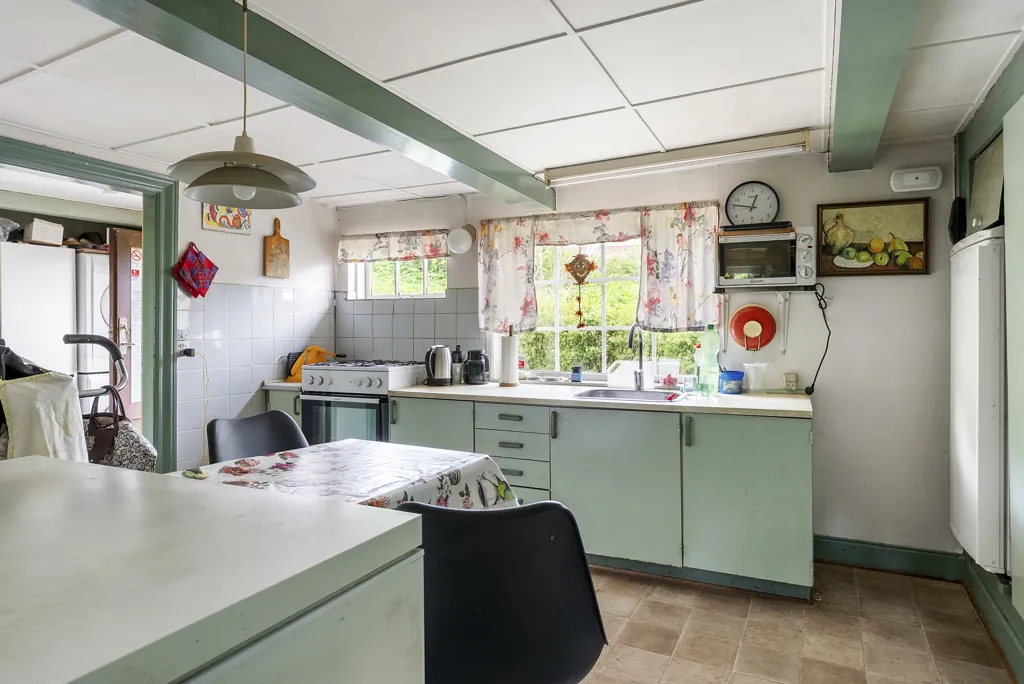Cuisine - Villa with Workshop in Stenstrup