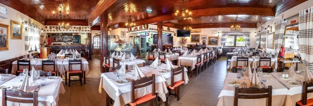 Salle à manger - Luxury House with Restaurant in Albufeira