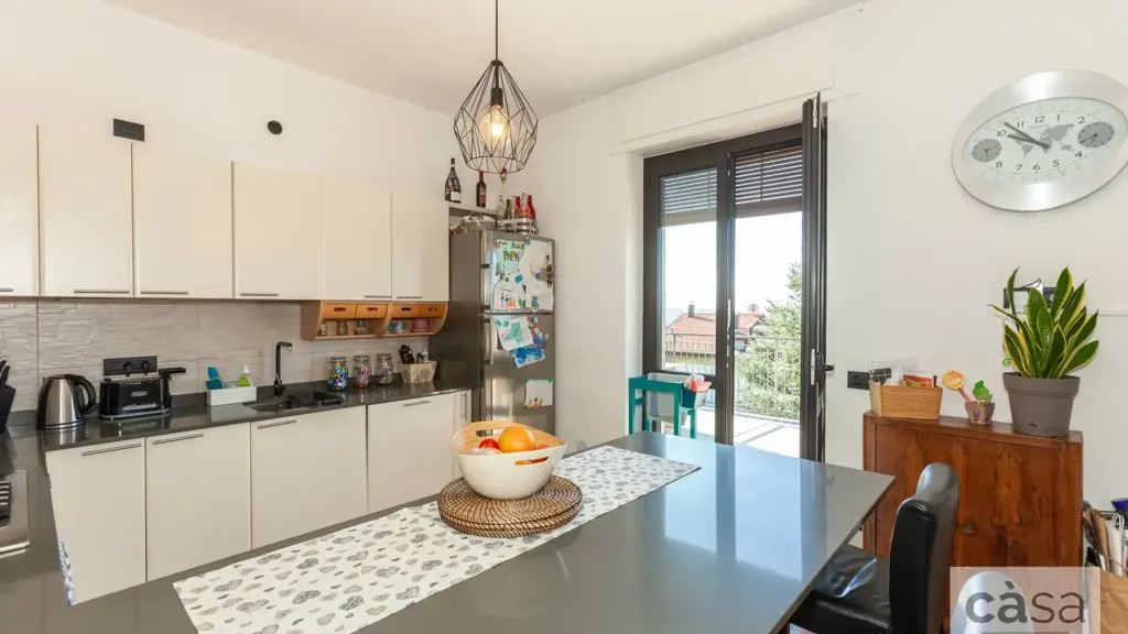 Cucina - Luxury Villa with Lake View in Comerio