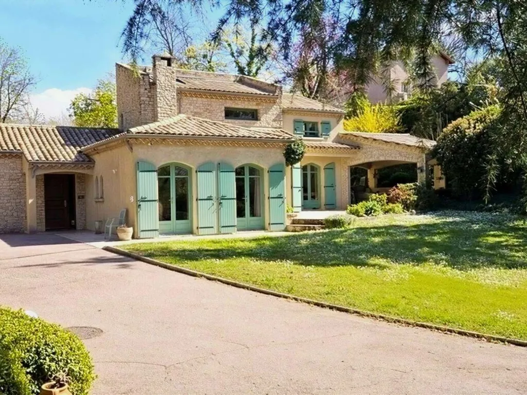 Esterno - Provencal Villa with Pool in Valence