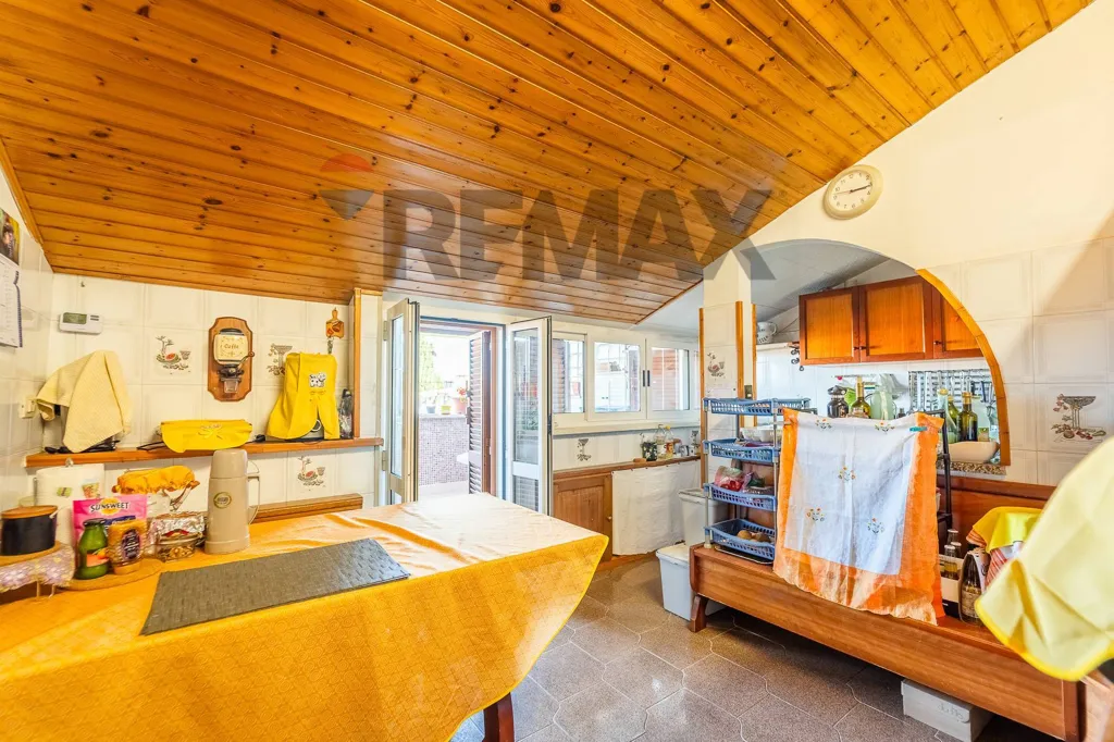 Cucina - Chalet-Style Apartment with Terrace in Case Rosse