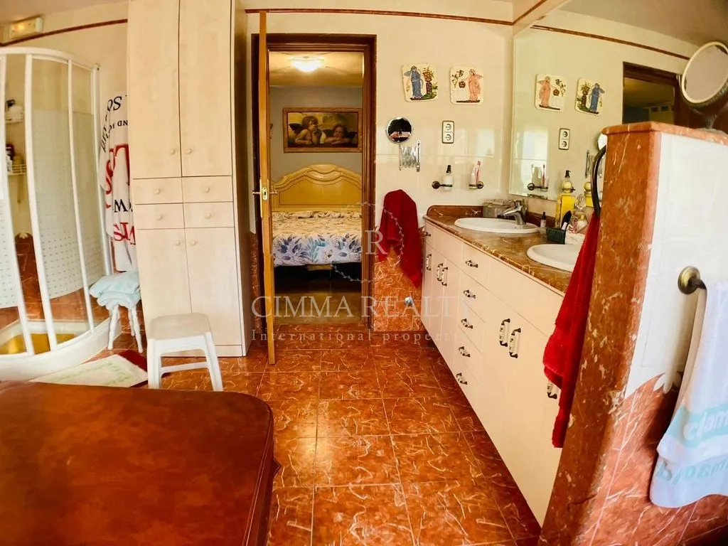 Salles de bain - Luxury Villa with Sea View in l'Alfàs del Pi