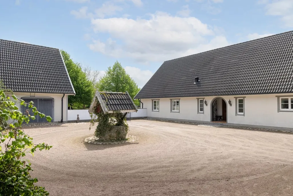 Extérieur - Equestrian Facility with Pool in Helsingborg