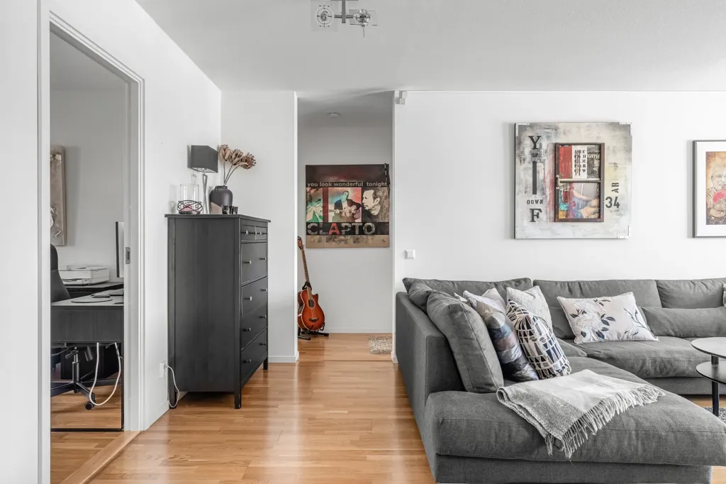 Elutuba - Apartment with Private Terrace near Täby Centre