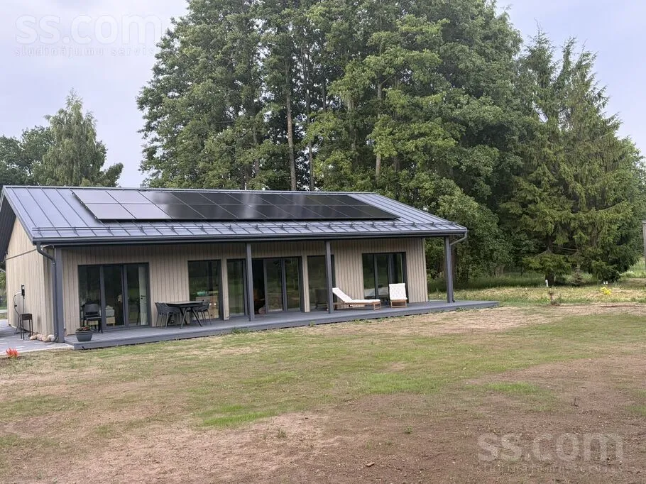Esterno - Newly Built House with Terrace in Engures Pagasts