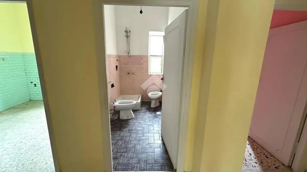 Vannitoad - Three-Level Villa with Garden in Artena