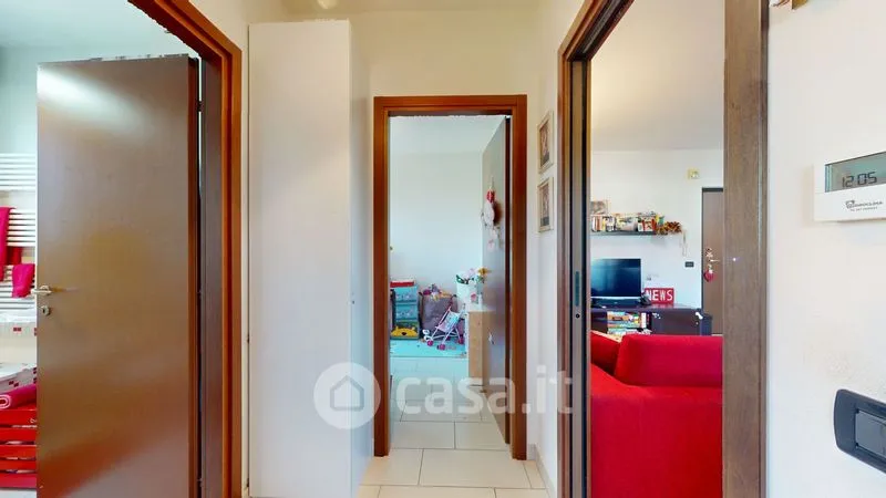 Entrée - Triplex with Terrace in Medicina