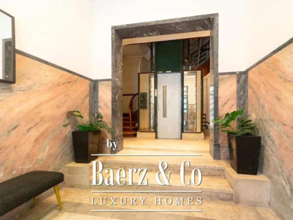 Entrée - Renovated Apartment with River View in Lisbon