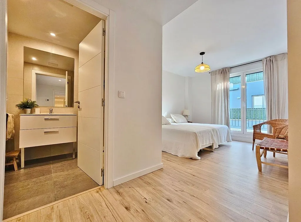 Bedrooms - Modern Flat with Terrace in Santa Cruz