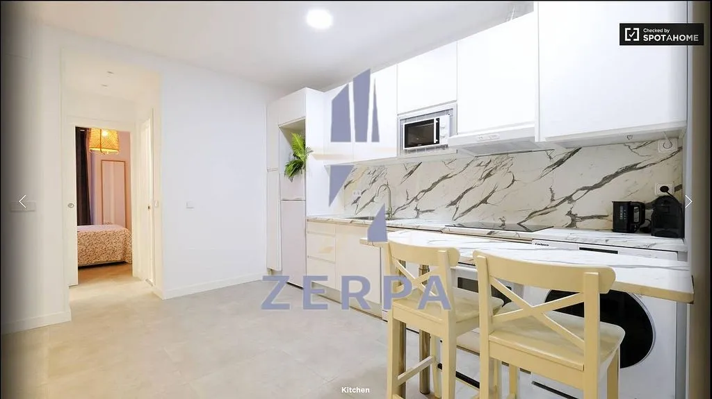 Cuisine - Modern Flat with Balcony in Malasaña