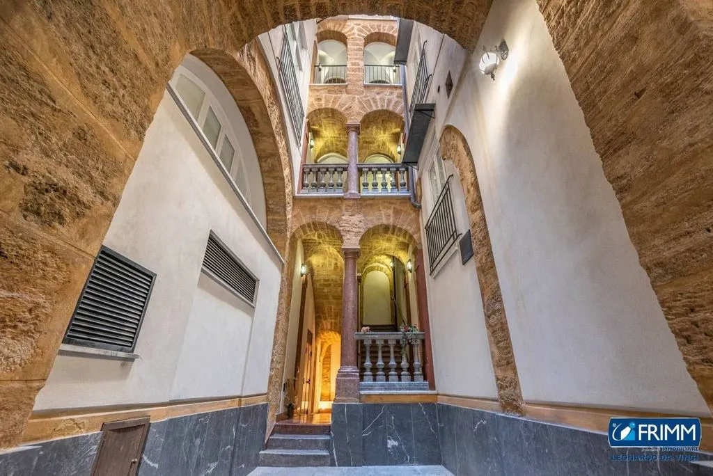 Garden - Restored Flat with Frescoes in Palermo
