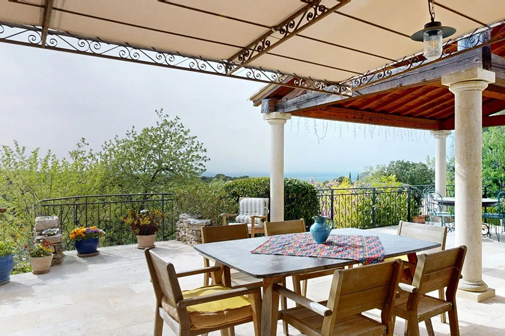 Terrasse - Maison de Caractère avec Vue Panoramique à Venasque